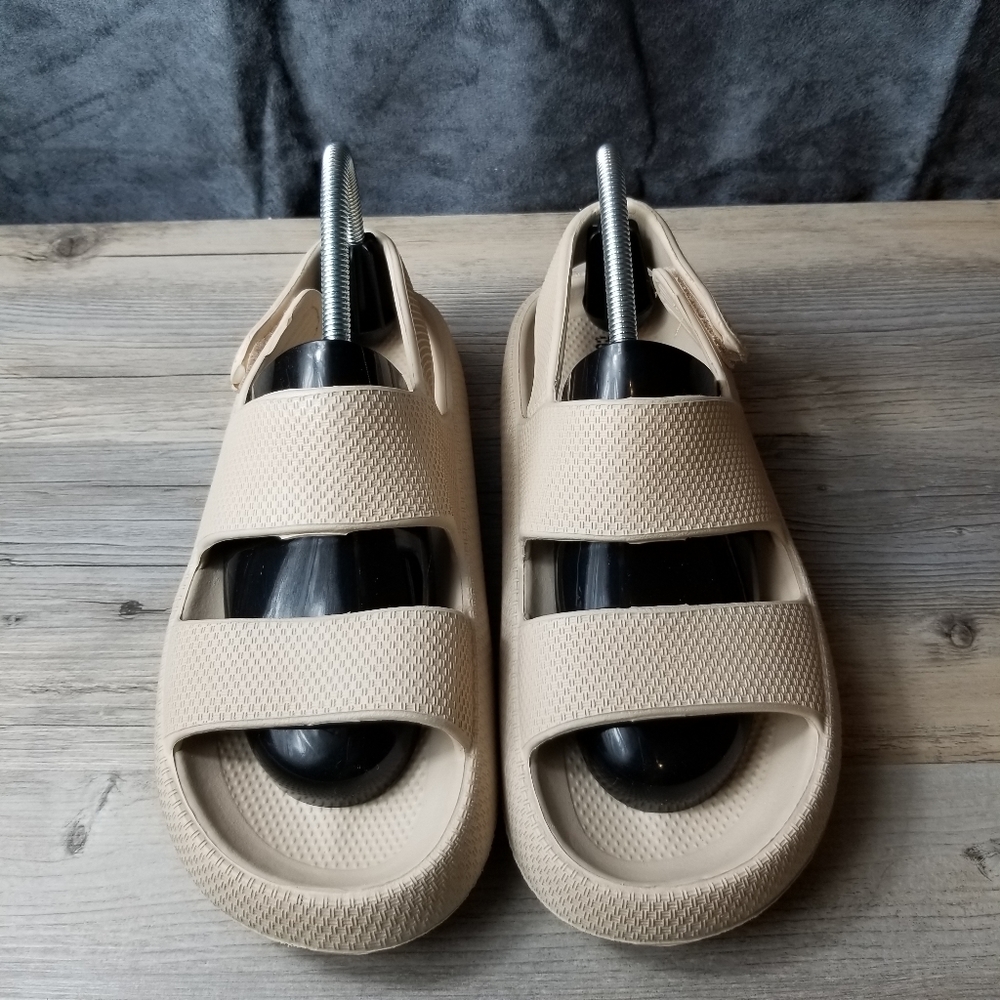 Cushionaire Fuji Cloud Slide Cushion Foam Sandals